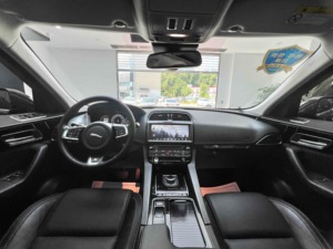 รับคำสั่งซื้อแบบกำหนดเอง รถยนต์มือสอง Ford F-<span class=keywords><strong>Pace</strong></span> R-Sport Performance Edition Facelift ปี 2018 เครื่องยนต์ 2.0T ขับเคลื่อนสี่ล้อ ให้สมรรถนะการขับขี่ที่ยอดเยี่ยม ราคาดี - Product Image 4