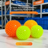 Ballon de dentition couineur pour chien en TPR, à picots, en caoutchouc souple, jouet interactif sonore multicolore pour chiot, pour la mastication et le jeu en intérieur