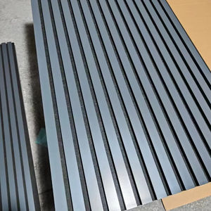 Panneaux muraux à lattes en bois noir Panneaux muraux acoustiques insonorisés et antibruit pour la maison - Product Image 3