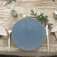 Assiette de présentation circulaire en plastique bleu clair de 13 pouces, motif végétal, faite à la main, classique, utilisée pour le dîner, les mariages, les fêtes, la décoration