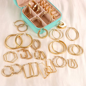 Boucles d'oreilles créoles minimalistes en acier inoxydable plaqué or 18 carats, hypoallergéniques, motif bambou, pour femmes, vente en gros - Product Image 5