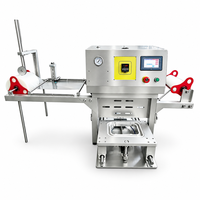 Machine de scellage automatique personnalisée pour films plastiques et feuilles d'aluminium, idéale pour le scellage des barquettes de type repas rapide, tofu et autres aliments.