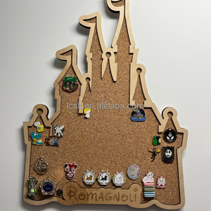 Organisateur de tableau en liège mural de style château, fabrication directe d'usine, sur mesure - Product Image 1