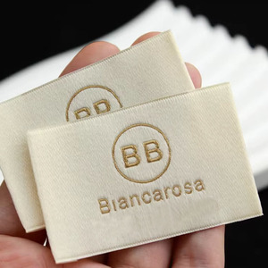 Étiquette de vêtement de luxe <span class=keywords><strong>personnalisée</strong></span>, tissée haute densité, recyclable, brodée, pour col, avec techniques d'impression de logo personnalisé - Product Image 3