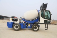 Livraison Gratuite Camion Malaxeur à Béton Automatique Autochargeur de 2,6 m³ Camion Malaxeur à Béton Prêt à l'Emploi
