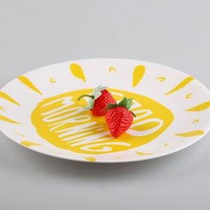 Plato de Frutas de Melamina de 10 Pulgadas con Diseño Elegante y Estampado Decorativo, Plato Amarillo para Comida - Product Image 1