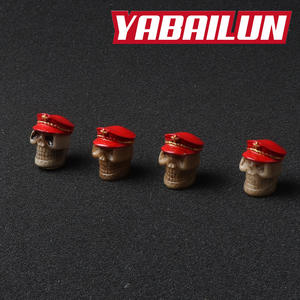 Chapeau <span class=keywords><strong>militaire</strong></span> de diable de roue de Modification de résine de crâne coloré rouge pour la fabrication de collier - Product Image 2