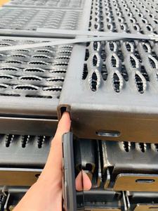 <span class=keywords><strong>Grille</strong></span> antidérapante perforée en aluminium sur mesure, plaque en acier - Product Image 5