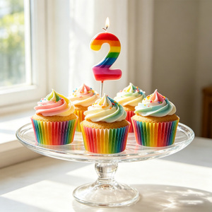 Party Love rende i tuoi festeggiamenti memorabili ed eleganti. Candela numero 2 da 6 cm, candele di compleanno color arcobaleno. - Product Image 6