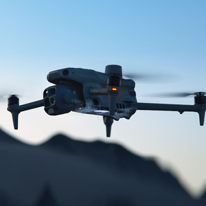 Dron de Topografía Profesional MATRICE 4E con Posicionamiento RTK y UAV de Alta Precisión para Topografía Terrestre y Aplicaciones de Construcción - Product Image 2
