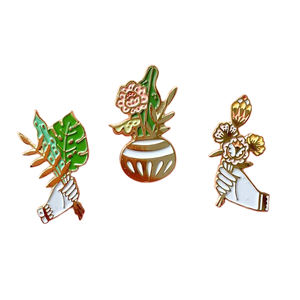 Custom Metal <b>Badges</b> Zinc Alloy Enamel <b>Badges</b> with Adorable Animal Designs Suitable for Apparel and Hats Made in China - Product Image 2