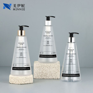 Botella PET Transparente en Forma de Cono de 500ml con Bomba para Gel de Ducha, Acondicionador y Champú, Modelo Minnie Simple Sense - Product Image 1