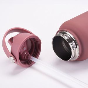 Botella de Agua Deportiva de Gran Capacidad, Libre de BPA, Tapa Antiderrames, para Fitness, Senderismo, Actividades al Aire Libre, Solución de Hidratación Duradera - Product Image 4