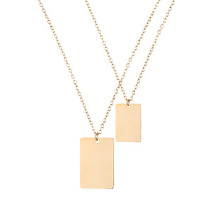 Collier tendance à double couche avec pendentif carré géométrique en acier inoxydable plaqué or et chaînes argentées pour femmes UIONEN 628 - Product Image 6