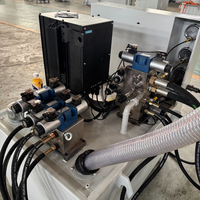 Presse hydraulique à trois tiges et quatre colonnes Y32-80T, avec une grande table de travail personnalisée, contrôlée par PLC