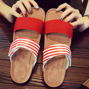 Pantofole elastiche <span class=keywords><strong>con</strong></span> suola spessa di tendenza moda <span class=keywords><strong>con</strong></span> cuscino in schiuma di sughero poggiapiedi antiscivolo scarpe da spiaggia all'aperto sandali da donna - Product Image 3