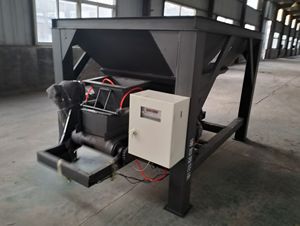 Machine de remplissage de sacs de sable <span class=keywords><strong>à</strong></span> <span class=keywords><strong>trémie</strong></span> simple/double, actionnée au pied, pour la lutte contre les inondations et la réparation de talus de construction - Product Image 1
