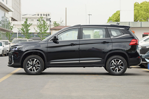MG SUV Usado de 5 Plazas, Turbo, Automático, Faros LED, Asientos de Cuero, Volante a la Izquierda, Color Negro - Product Image 6