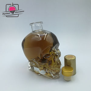 <span class=keywords><strong>Bouteille</strong></span> <span class=keywords><strong>de</strong></span> vin en verre transparent vide <span class=keywords><strong>de</strong></span> 800 ml en forme <span class=keywords><strong>de</strong></span> crâne, fournisseur d'usine, avec bouchon - Product Image 2