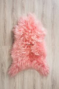 Tapis en peau de mouton longs en laine teintée islandaise Incroyable tapis en cuir en peau de mouton de style scandinave Tapis - Product Image 2