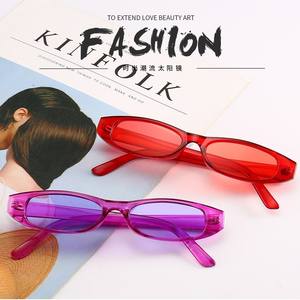 트렌디 한 2025 선글라스 남성/여성 대량 재고 8000 + 디자인 안정적인 공급 도매 가격 UV 방패 안경 - Product Image 2