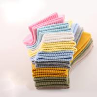 Chaussettes mi-mollet en coton pour enfants, personnalisées OEM, sportives, anti-transpiration, douces, respirantes et antidérapantes pour le quotidien printanier