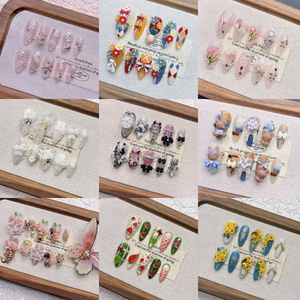 Uñas Postizas Azules Océano, Estilo Cola de Sirena Francesa, Cortas, Almendradas, de Alta Calidad, Hechas a Mano - Product Image 6