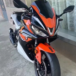 Modèle <span class=keywords><strong>GP</strong></span> d'occasion de haute qualité, refroidi par eau, avec configuration haut de gamme et échappement latéral dissimulé. - Product Image 2