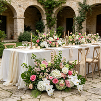 Fleurs artificielles d'allée DKB de haute qualité à l'aspect naturel pour événements professionnels, avec un style élégant et une décoration professionnelle