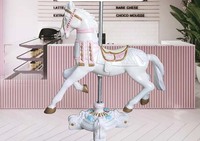 Statue de dessin animé de cheval licorne Statues en fibre de verre grandeur nature Sculpture de cheval en fibre de verre