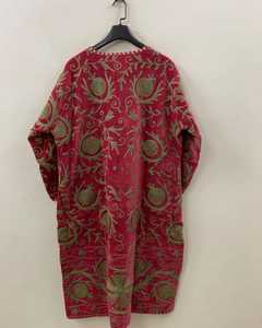 Robe kimono longue en velours Suzani, tissée, respirante, style bohème, veste brodée à la main, cadeau pour elle - Product Image 2