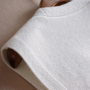 Custom OEM 100% Wolle V-Ausschnitt Loose Fit Ärmellose Strick pullover Weste für Frauen - Product Image 5