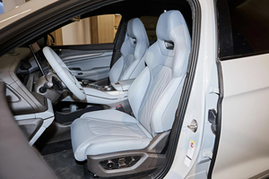 Vente en gros DENZA N7 2023 702km 2WD <span class=keywords><strong>4X4</strong></span> SUV électrique EV >700km d'autonomie NEDC Batterie 90-110kWh Moteur 200-250kW <span class=keywords><strong>à</strong></span> <span class=keywords><strong>vendre</strong></span> - Product Image 4