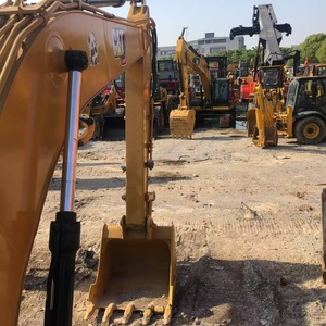 Excavadora de cadenas Caterpillar PC320GC usada, original, a bajo precio y con pocas horas de operación, en venta. - Product Image 2