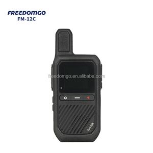 Radio Bidireccional Freedomgo FM-12C 4G de Banda Completa, Mini Walkie Talkie con Intercomunicador Global, Radio 4G con Tarjeta SIM, Radio Bidireccional de Largo Alcance - Product Image 1