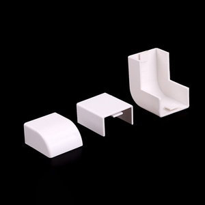 Kit complet d'accessoires pour conduites électriques en PVC - Ignifuge - 6 (coudes intérieurs/extérieurs, raccords plats, coudes à 90°) - Product Image 1