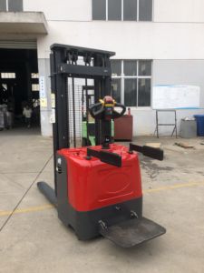 Apilador de palés eléctrico Carretilla elevadora Batería de litio de plomo ácido <span class=keywords><strong>Motor</strong></span> de CA 6M Altura máxima de elevación para industrias de construcción Nuevos usados - Product Image 3