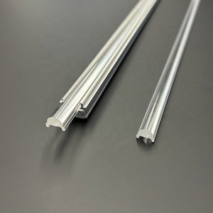 Lente Óptica Acrílica PMMA Lineal de Alta Transmitancia, Ángulo de Haz de 25 Grados con Efecto Niebla y Transparente para Aplicaciones de Iluminación LED - Product Image 2