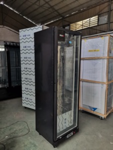 ตู้เย็นเนื้อสด NE-323 รุ่น Best Commercial ขนาด 1.6 เมตร ประตูกระจกสแตนเลส 4 ชั้น พร้อมระบบป้องกันฝ้า ประหยัดพลังงาน สำหรับเก็บเนื้อสด - Product Image 6