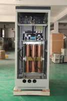 Régulateur de tension triphasé automatique 30KVA AVR