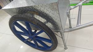 รถเข็นสองล้อเหล็กชุบสังกะสี ทนทาน สำหรับใช้ในงานก่อสร้าง - Product Image 6