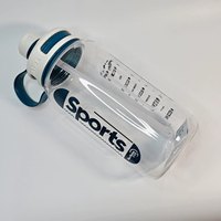 손잡이와 잠금장치가 있는 플라스틱 물병 2L