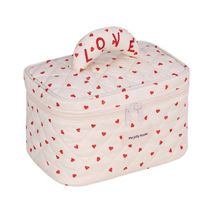 Sac <span class=keywords><strong>de</strong></span> maquillage matelassé Portable <span class=keywords><strong>grande</strong></span> capacité amour coeur filles <span class=keywords><strong>trousse</strong></span> <span class=keywords><strong>de</strong></span> <span class=keywords><strong>toilette</strong></span> sac <span class=keywords><strong>de</strong></span> rangement beauté pochettes sac pour femmes - Product Image 1