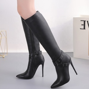 รองเท้าบูทสั้นปลายแหลมเซ็กซี่ ทำมือ บุขนสั้น รองเท้าบูทสูงถึงเข่าสำหรับผู้หญิง แฟชั่นสายไขว้ ซิปด้านข้าง ไซส์ใหญ่พิเศษ 43 - Product Image 2