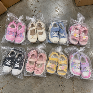 Zapatos impermeables para niños en diseños y tallas variadas para colecciones de calzado minorista, zapatos para bebés que aún no caminan para pedidos al por mayor. - Product Image 5