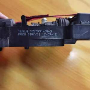 Nouvel actionneur de verrouillage du <span class=keywords><strong>coffre</strong></span> <span class=keywords><strong>avant</strong></span> et loquet de capot pour <span class=keywords><strong>Tesla</strong></span> <span class=keywords><strong>Model</strong></span> <span class=keywords><strong>X</strong></span> 2016-2021 avec garantie de 6 mois - Product Image 5