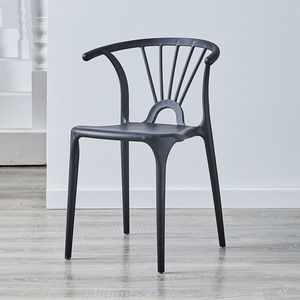 Chaise de salle à manger en plastique PP empilable d'extérieur nordique |   Sièges de jardin colorés pour restaurant, <span class=keywords><strong>caf</strong></span>é et appartement |   Vente en gros d'usine - Product Image 3