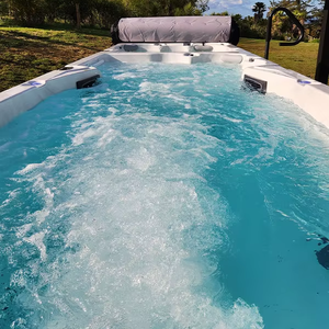 Spa de Masaje Exterior Grande Balboa de 7.4 Metros, Piscina de Acrílico Usada para Exteriores - Product Image 1