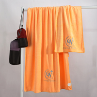 Vente en gros de serviettes à séchage rapide pour salon de beauté lot de serviettes de spa noires avec logo personnalisé avec broderie et gravure au laser logos