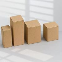 Nouvelles boîtes en carton auto-érectables personnalisées pour e-commerce 2026 avec trous pour emballage aérien, fermeture magnétique et pelliculage mat